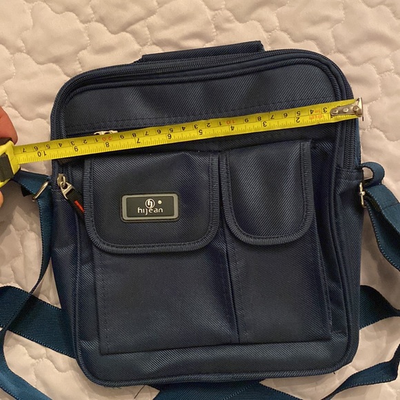 Hand bag, accessories bag - Picture 5 of 7